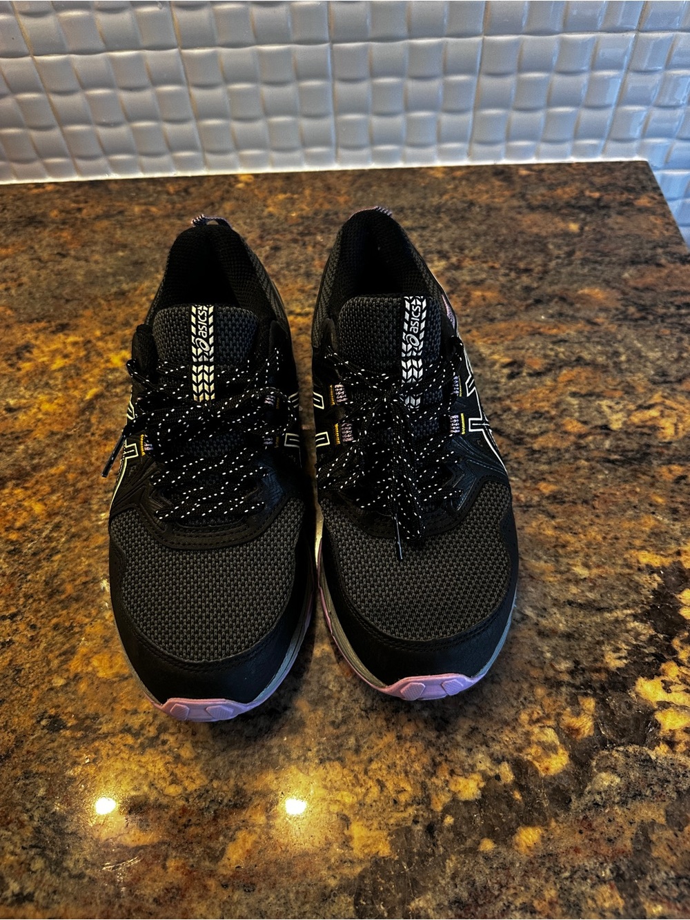 Asics Gel-Venture 8 Women's Black with Light Purple Accents Running Shoes - Picture 3 of 6